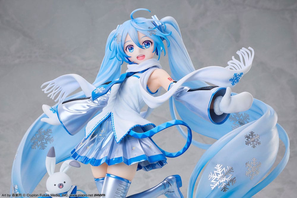 PREORDINE 04/2026 Character Vocal Series 01: Hatsune Miku Statue 1/7 Hatsune Miku Sky Town 10th Anniversary Ver. 25 cm   (PREORDINE NON CANCELLABILE)