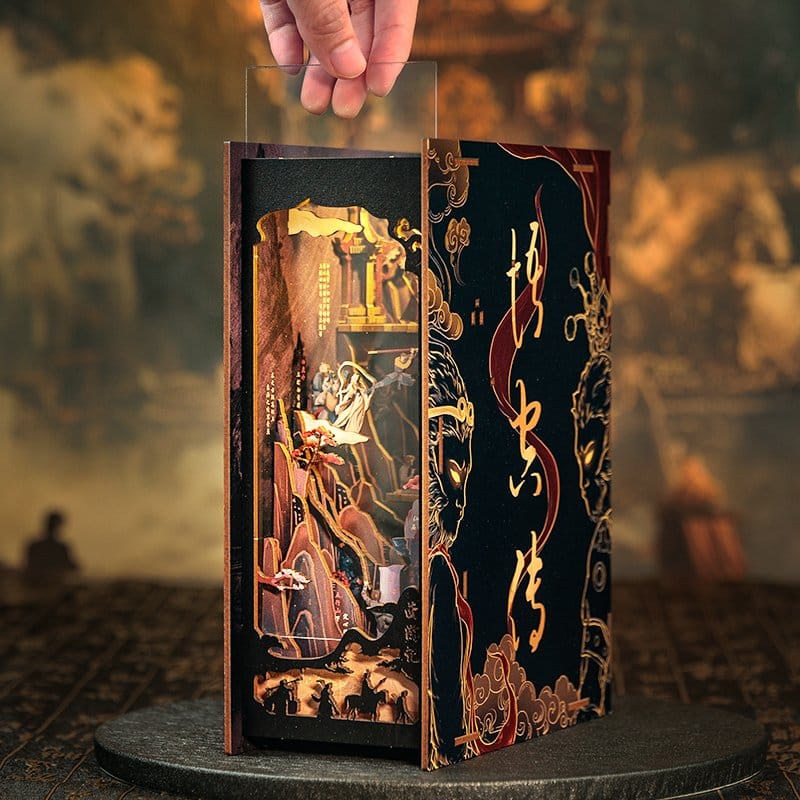 🧪 LAB | SU ORDINAZIONE Book Nook The Legend of Wukong 22 x 8 cm   