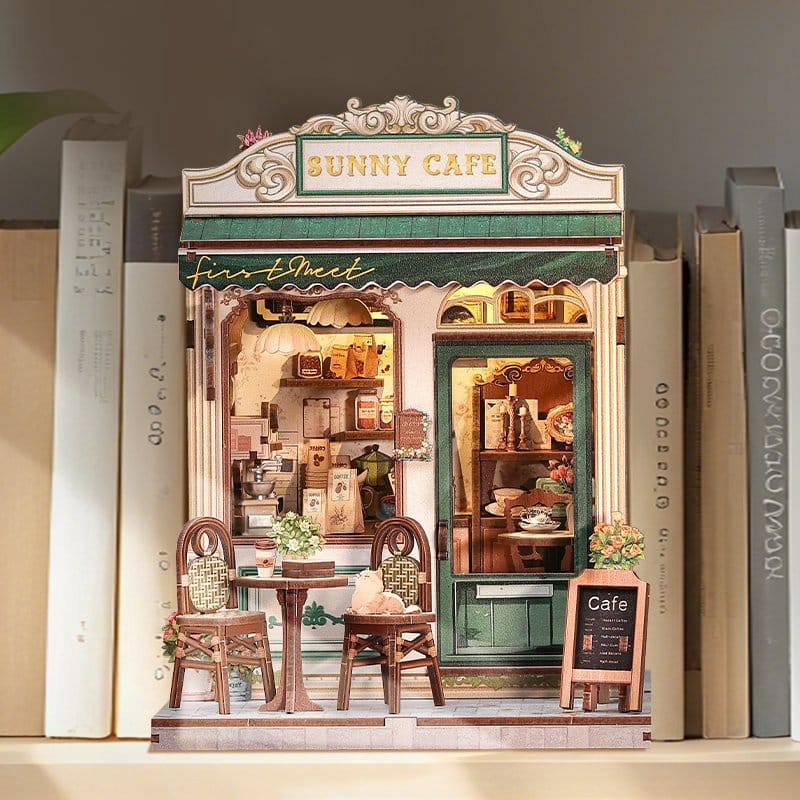 🧪 LAB | SU ORDINAZIONE Miniature House Model Kit Sunny Cafe 20 x 16 cm  
