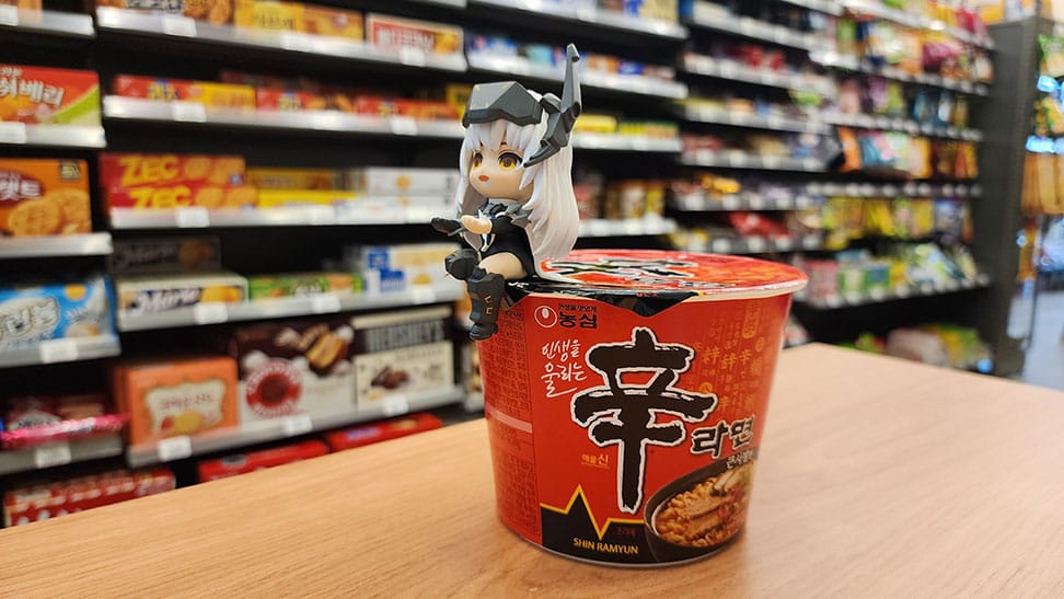 SU ORDINAZIONE Goddess of Victory: Nikke Cup Noodle Holder PVC Statue Snow White 10 cm      