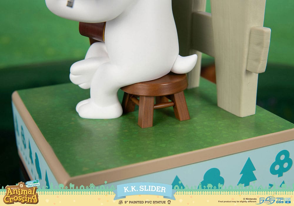 PREORDINE 09/2025 Animal Crossing: New Horizons Statue K.K. Slider 22 cm (PREORDINE NON CANCELLABILE)