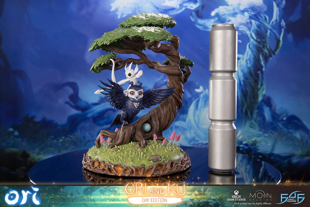 PREORDINE 06/2026 Ori and the Will of the Wisps Statue Ori and Ku Day Ver. 38 cm  (PREORDINE NON CANCELLABILE)