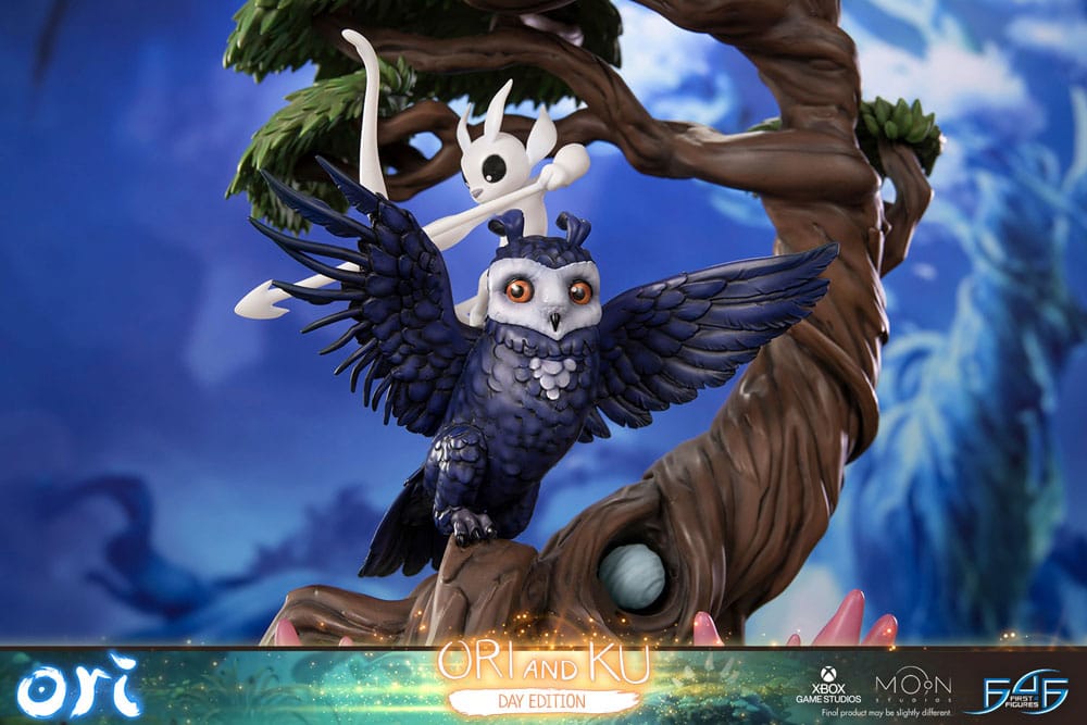PREORDINE 06/2026 Ori and the Will of the Wisps Statue Ori and Ku Day Ver. 38 cm  (PREORDINE NON CANCELLABILE)