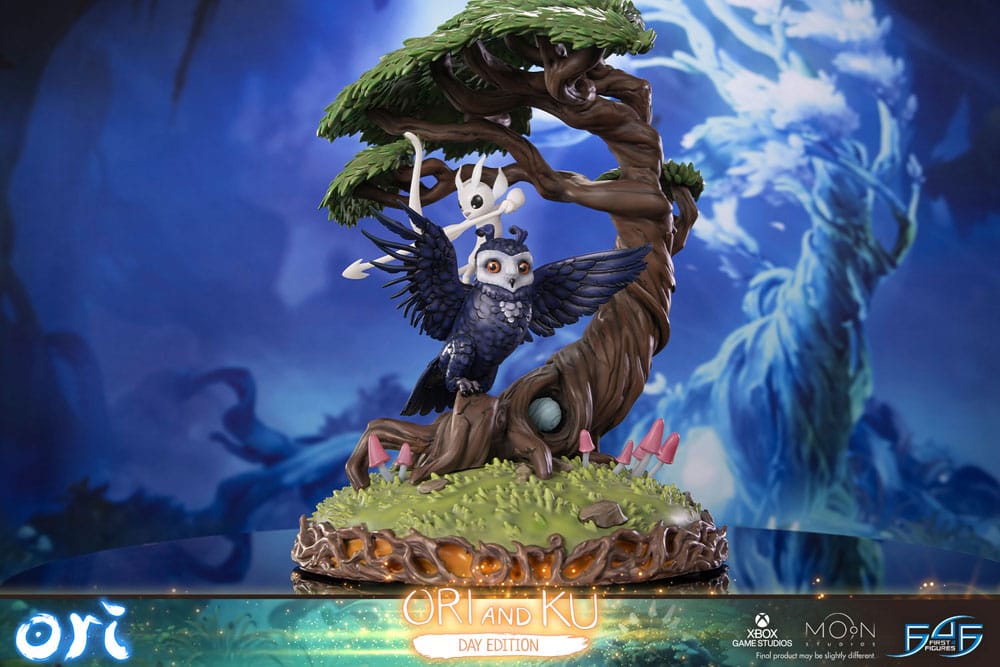 PREORDINE 06/2026 Ori and the Will of the Wisps Statue Ori and Ku Day Ver. 38 cm  (PREORDINE NON CANCELLABILE)