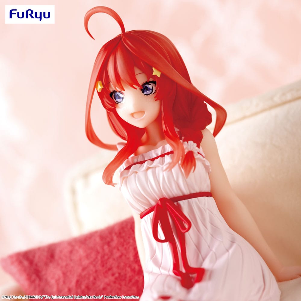 PREORDINE ESAURITO The Quintessential Quintuplets Movie Noodle Stopper PVC Statue Itsuki Nakano Loungewear Ver. 16 cm