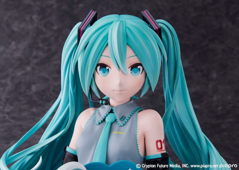 PREORDINE ESAURITO Hatsune Miku Bust Hatsune Miku 16th Anniversary 25 cm