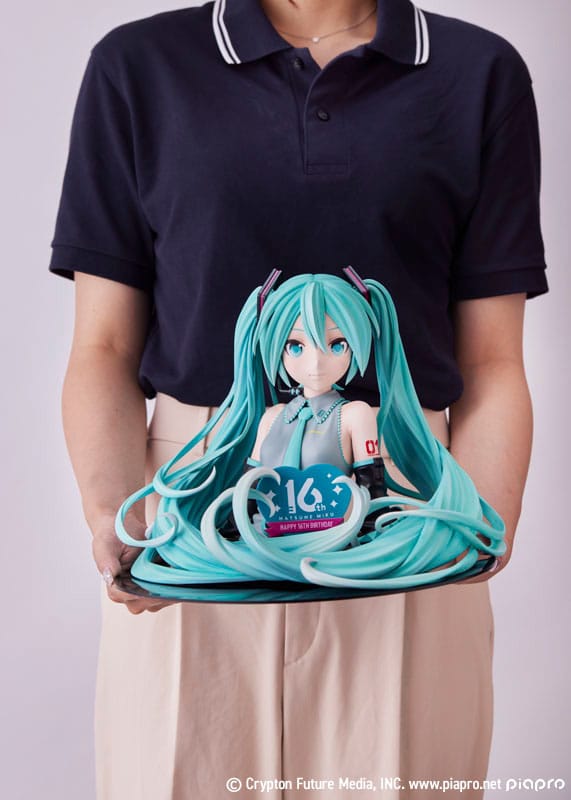 PREORDINE ESAURITO Hatsune Miku Bust Hatsune Miku 16th Anniversary 25 cm