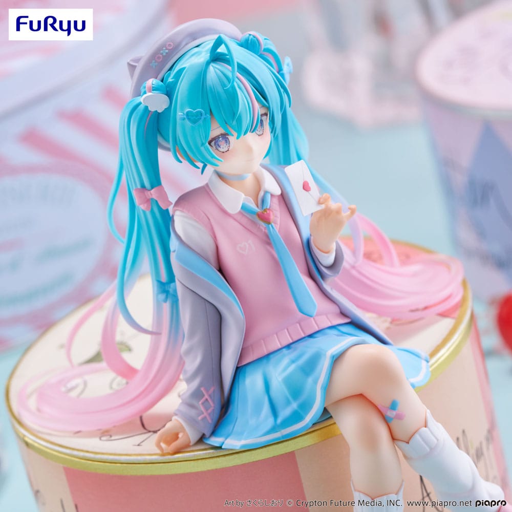 PREORDINE ESAURITO Hatsune Miku Noodle Stopper PVC Statue Love Blazer 13 cm (H)