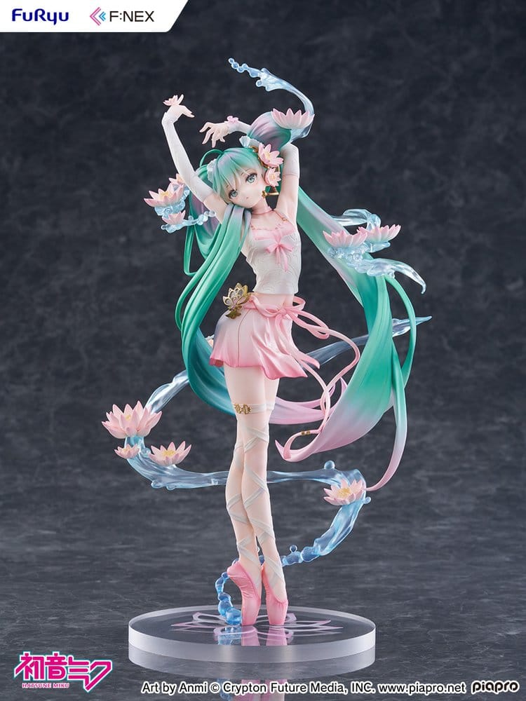 PREORDINE+ 01/2027 (NON CANCELLABILE) Hatsune Miku F:NEX PVC Statue 1/7 Water lily Ver. 27 cm