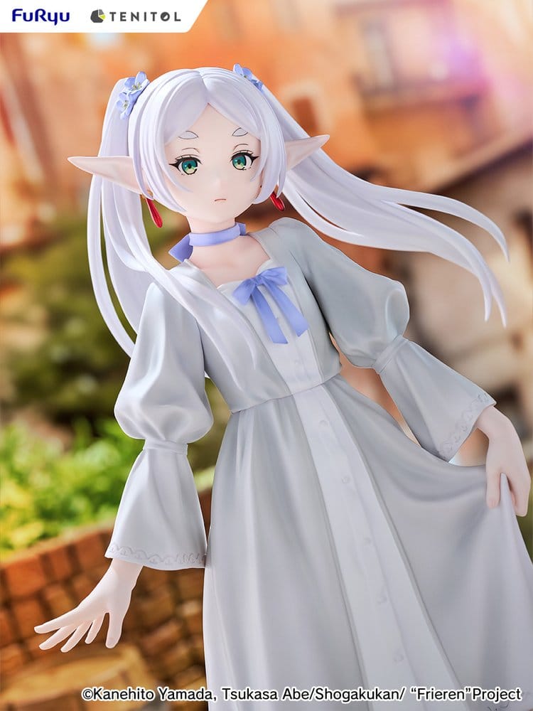 PREORDINE+ 09/2027 Frieren: Beyond Journey's End Tenitol Tall PVC Figure Frieren Classical dress Ver. 28 cm
