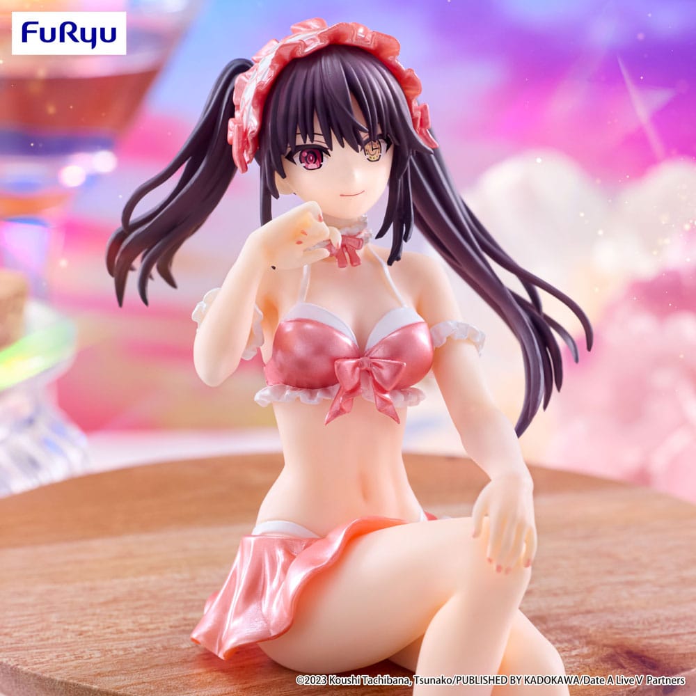 PREORDINE+ 03/2026 Date A Live V Noodle Stopper PVC Statue Kurumi Tokisaki Swimsuit Pastel Red Color Ver. 15 cm