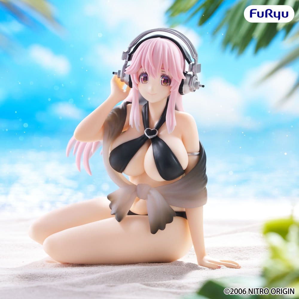 PREORDINE+ 10/2026 Super Sonico Noodle Stopper PVC Statue Super Sonico Swimsuit Black Color Ver. 10 cm