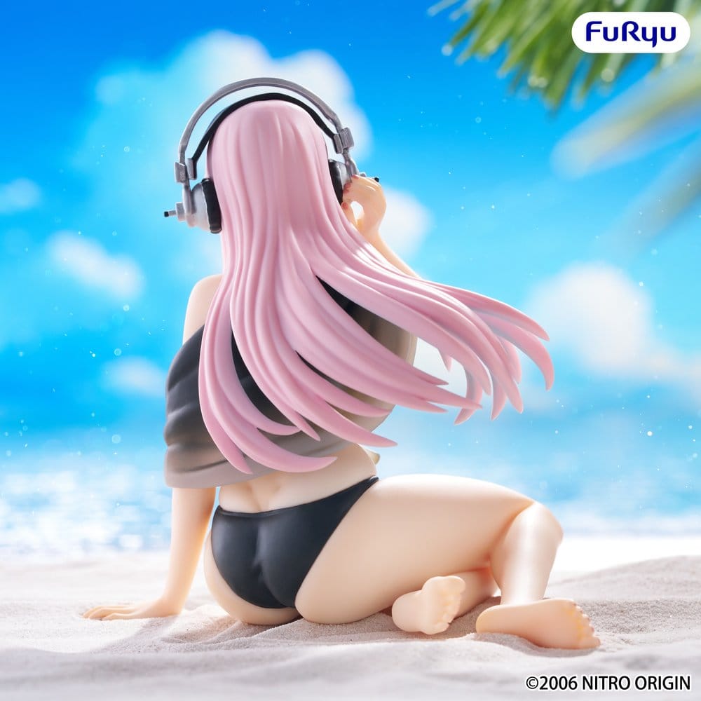 PREORDINE+ 10/2026 Super Sonico Noodle Stopper PVC Statue Super Sonico Swimsuit Black Color Ver. 10 cm