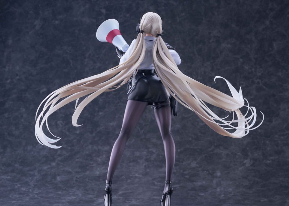 PREORDINE+ CHIUSO 03/2025 Azur Lane - Kronshtadt Begin the Rush! 28 cm Statue 1/6