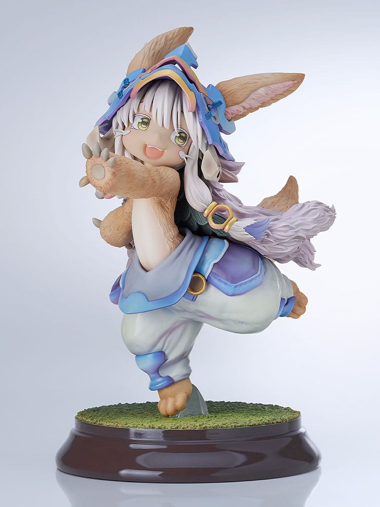 PREORDER+ 08/2026 Made in Abyss: The Golden City of the Scorching Sun PVC Statue 1/8 Nanachi: New Outfit Ver. 19 cm