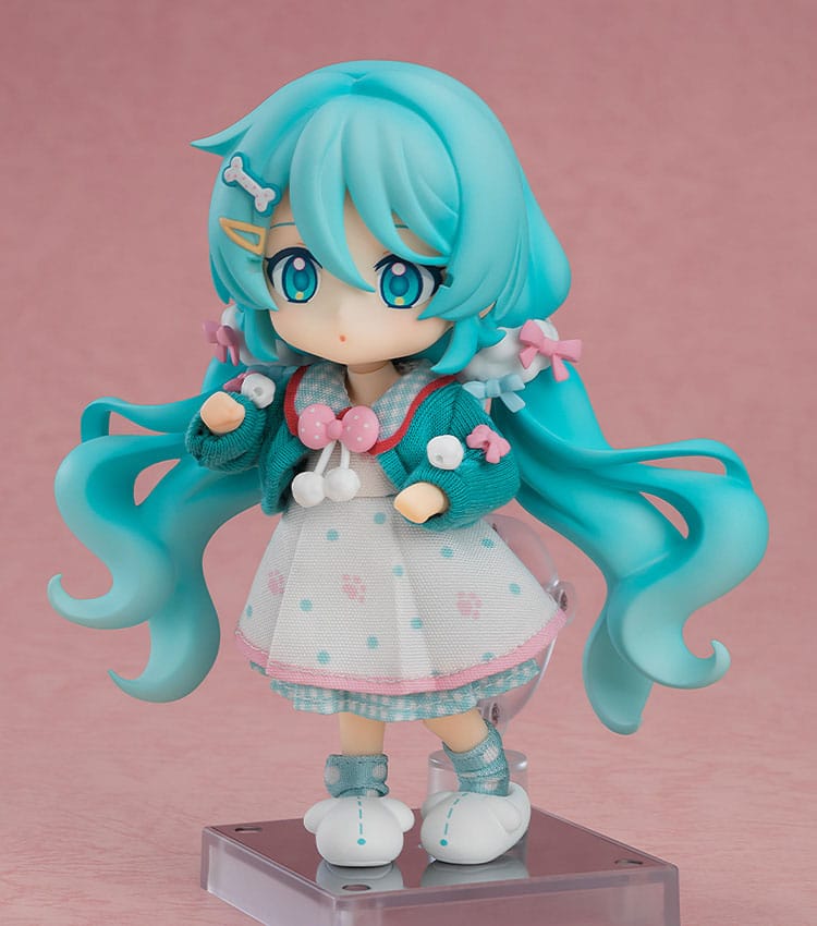 SU ORDINAZIONE Character Vocal Series 01: Hatsune Miku Nendoroid Doll Action Figure Hatsune Miku: Loungewear Outfit Ver. 10 cm