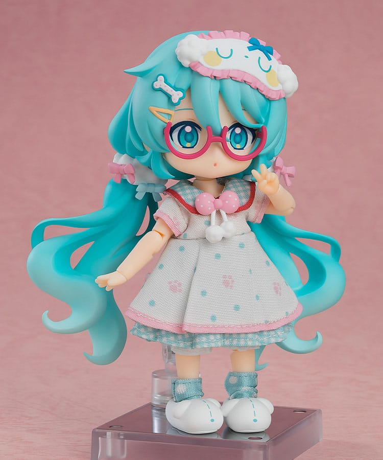SU ORDINAZIONE Character Vocal Series 01: Hatsune Miku Nendoroid Doll Action Figure Hatsune Miku: Loungewear Outfit Ver. 10 cm