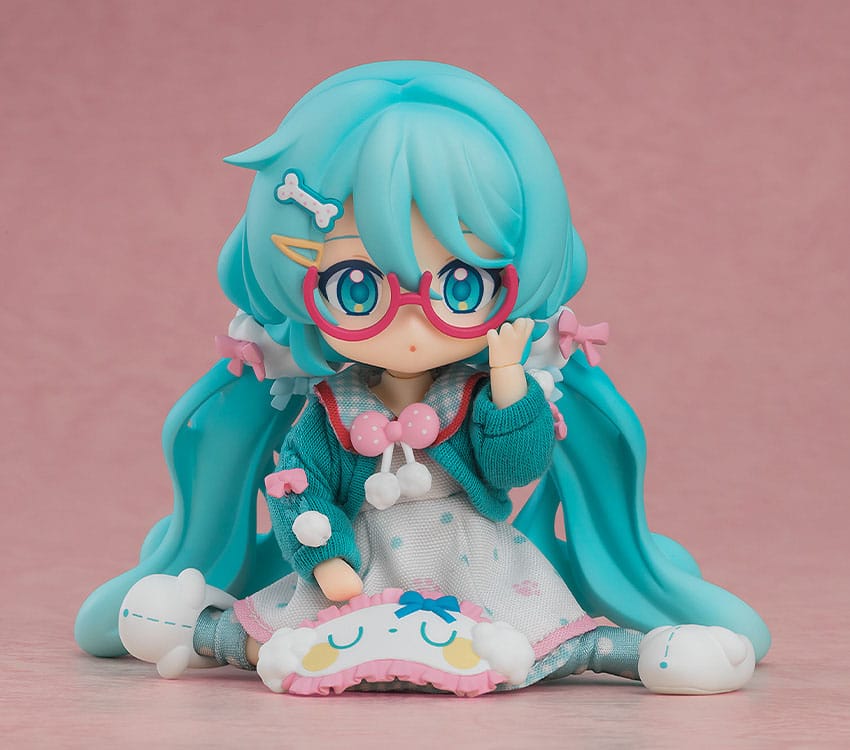 SU ORDINAZIONE Character Vocal Series 01: Hatsune Miku Nendoroid Doll Action Figure Hatsune Miku: Loungewear Outfit Ver. 10 cm