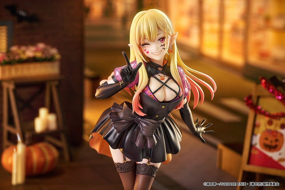 PREORDINE+ 08/2027 My Dress-Up Darling PVC Figure 1/7 Marin Kitagawa: Halloween Ver. 25 cm