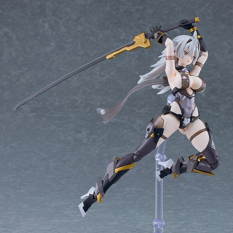 PREORDINE+ 03/2027 Cutie Honey Nova Plamatea Plastic Model Kit Black Honey 17 cm