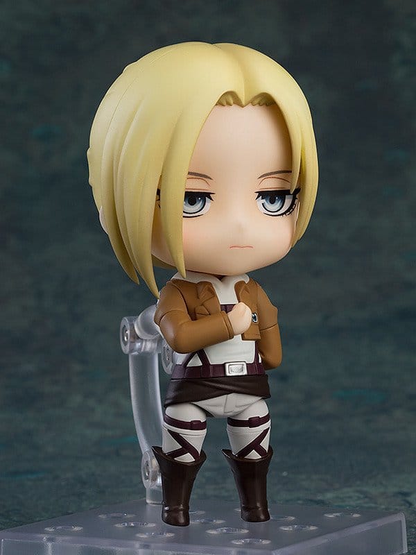 PREORDINE+ 07/2027 Attack on Titan Nendoroid Action Figure Annie Leonhart 10 cm