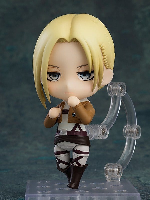 PREORDINE+ 07/2027 Attack on Titan Nendoroid Action Figure Annie Leonhart 10 cm