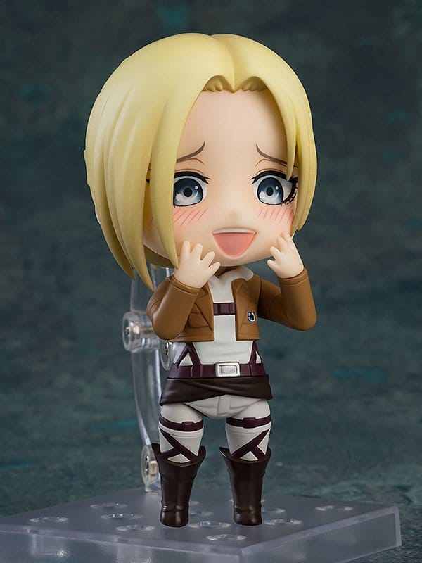 PREORDINE+ 07/2027 Attack on Titan Nendoroid Action Figure Annie Leonhart 10 cm