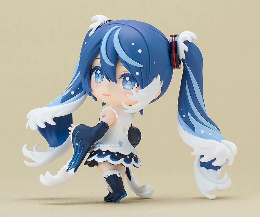 PREORDINE+ 07/2027 Character Vocal Series 01: Hatsune Miku Nendoroid Action Figure Katsushika Hokusai Collaboration Ver. (Rella) 10 cm
