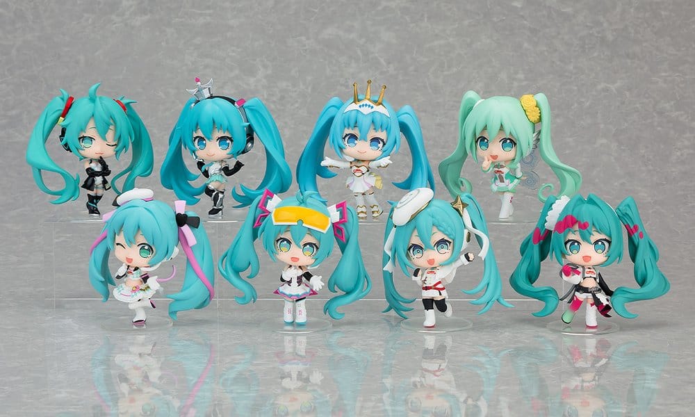PREORDINE+ 08/2027 Hatsune Miku GT Project Racing Miku All Stars Mini Figures Vol. 2 8 cm Blind Box Assortment (8)
