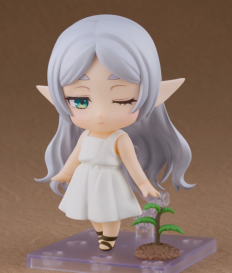 SU ORDINAZIONE Frieren: Beyond Journey´s End Nendoroid Action Figure Frieren Apprentice Era Ver. 10 cm               