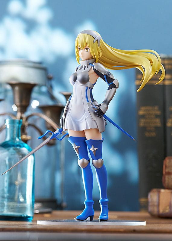 PREORDINE ESAURITO Is It Wrong to Try to Pick Up Girls in a Dungeon? IV Pop Up Parade PVC Statue Ais Wallenstein 17 cm (H)