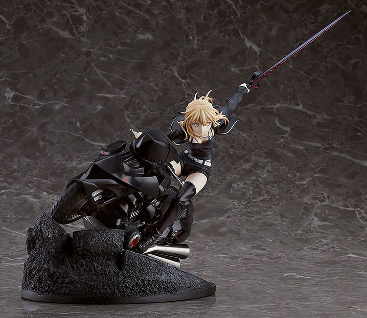 PREORDINE+ CHIUSO 03/2025 Fate/Grand Order PVC Statue 1/8 Saber/Altria Pendragon (Alter) & Cuirassier Noir 27 cm (re-run)