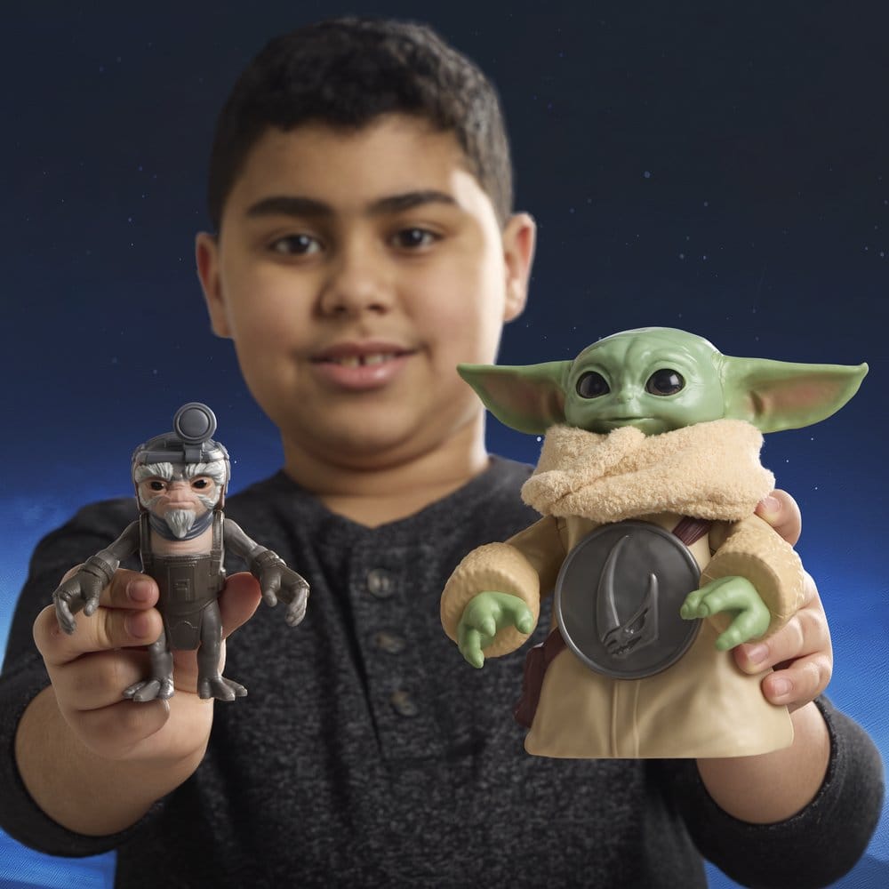 🧪 LAB | SU ORDINAZIONE Star Wars: The Mandalorian & Grogu Electronic Action Figure Huggin' Grogu & Anzellan 17 cm