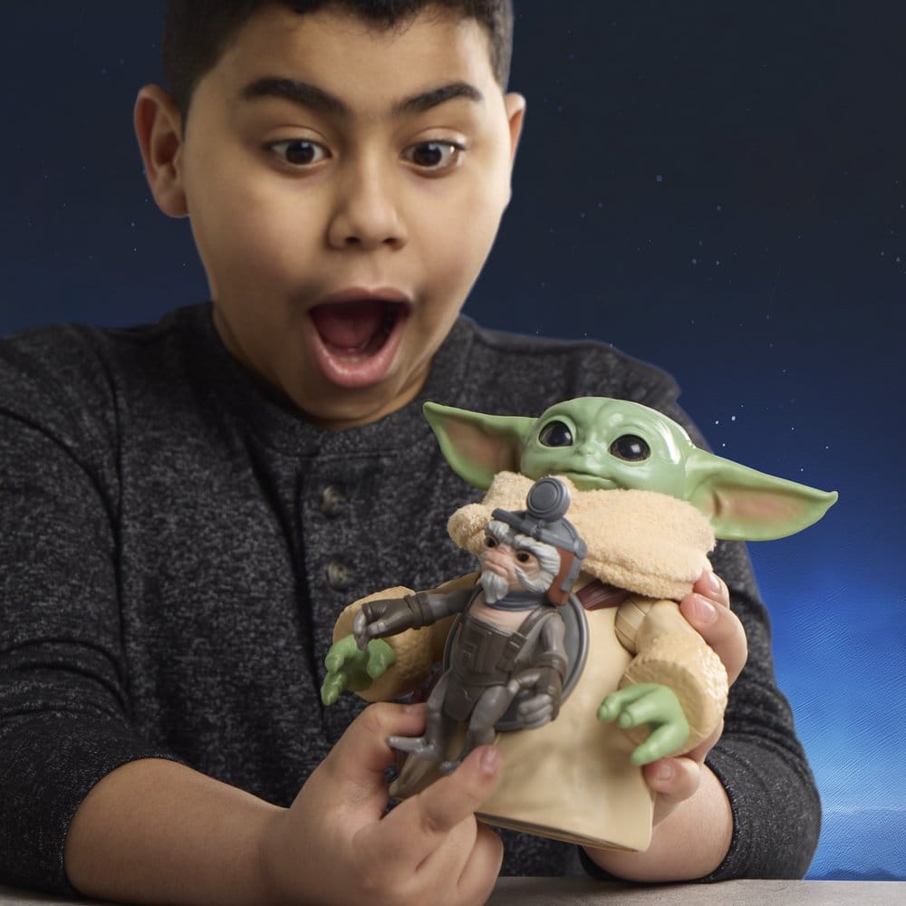 🧪 LAB | SU ORDINAZIONE Star Wars: The Mandalorian & Grogu Electronic Action Figure Huggin' Grogu & Anzellan 17 cm