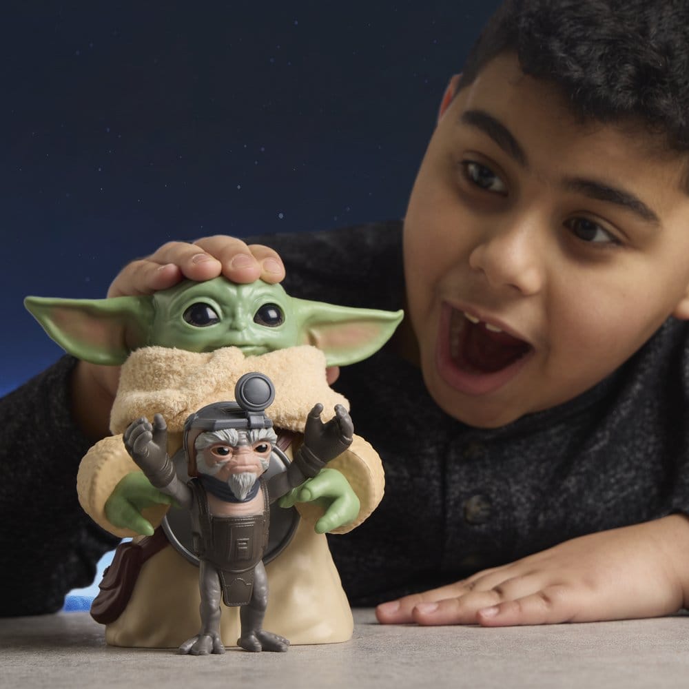 🧪 LAB | SU ORDINAZIONE Star Wars: The Mandalorian & Grogu Electronic Action Figure Huggin' Grogu & Anzellan 17 cm