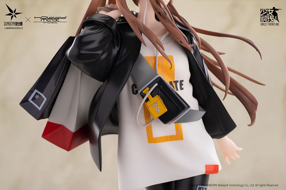 PREORDINE+ 08/2025 Girls Frontline PVC Statue 1/7 UMP9 Bee's Knees 24 cm