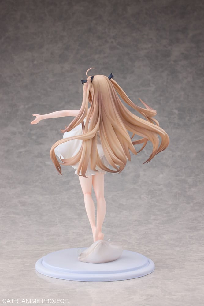 PREORDINE+ 04/2026 Atri My Dear Moments PVC Statue 1/7 Atri Pajama Ver. 24 cm