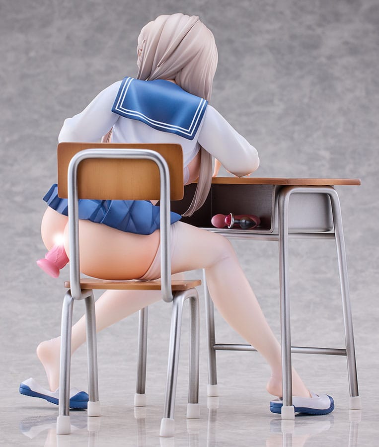 PREORDINE CHIUSO 07/2025 Original Character Statue 1/6 Mousou Tights.43: Suzu-chan Tapestry Set Edition 17 cm (18+)  (PREORDINE NON CANCELLABILE)