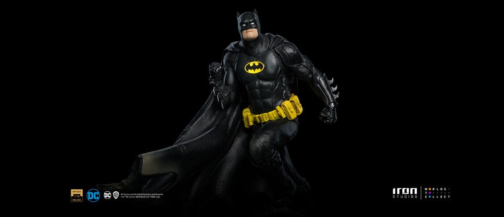 PREORDINE ESAURITO  DC Comics BDS Art Scale Statue 1/10 Batman Deluxe (Black Version Exclusive) heo EU Exclusive 30 cm  (PREORDINE NON CANCELLABILE)