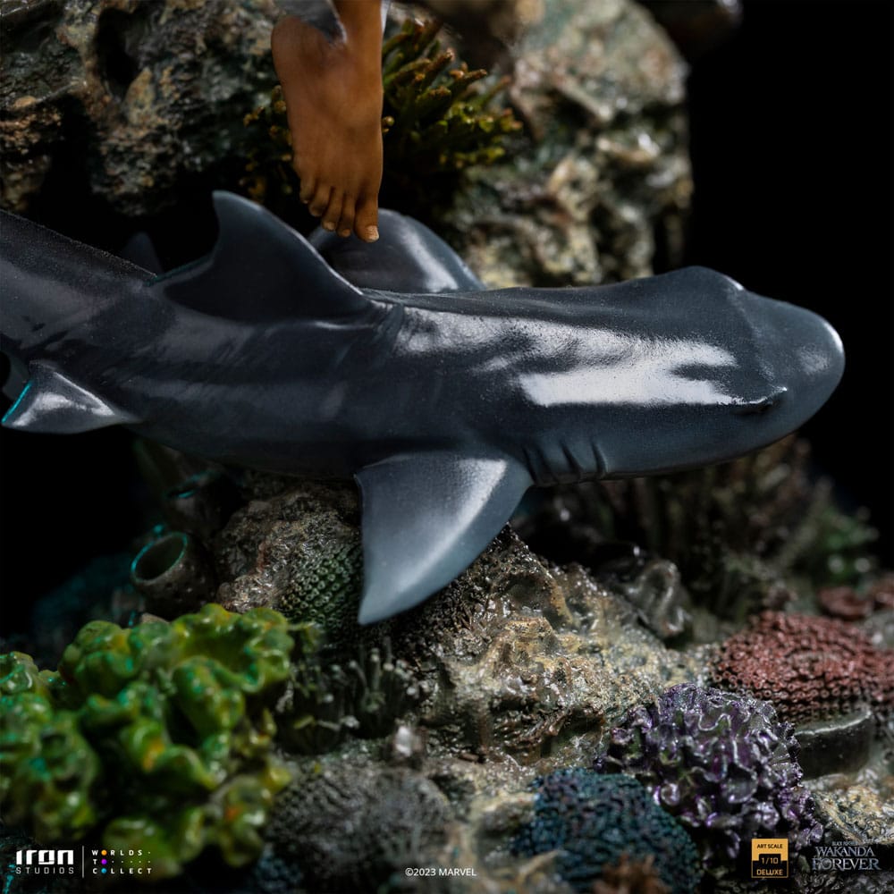 PREORDINE ESAURITO Black Panther: Wakanda Forever Deluxe Art Scale Statue 1/10 King Namor 27 cm