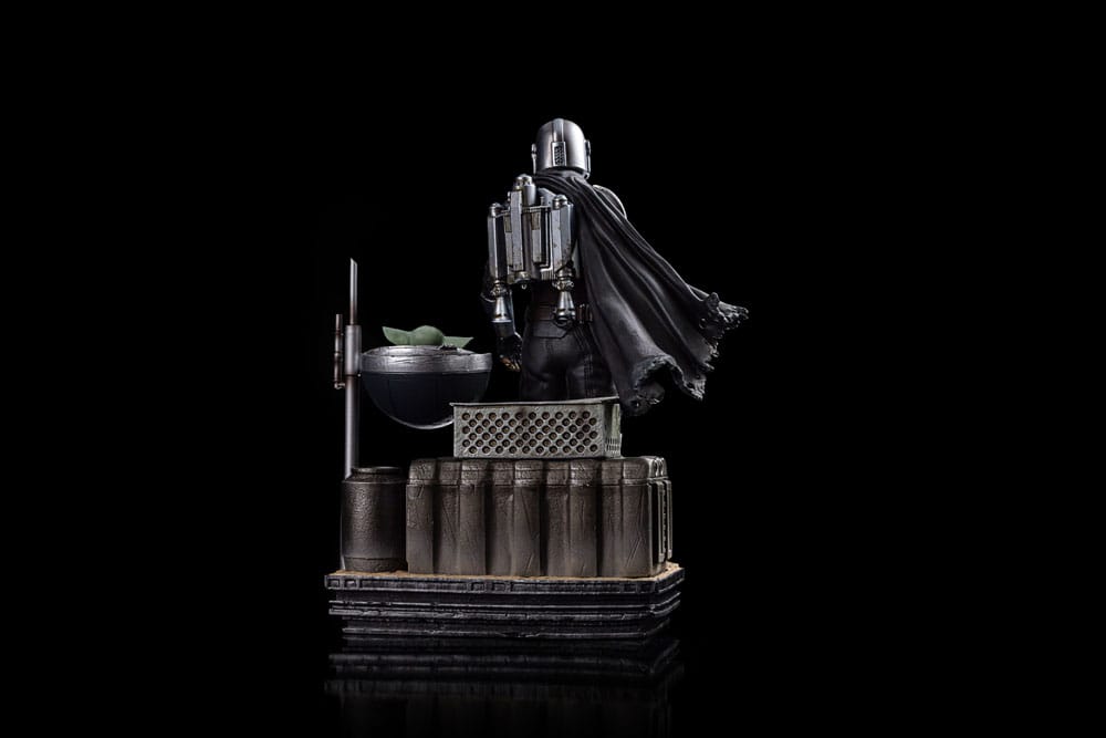 PREORDINE ESAURITO Star Wars The Mandalorian Scale Statue 1/10 Din Djarin and Din Grogu 21 cm