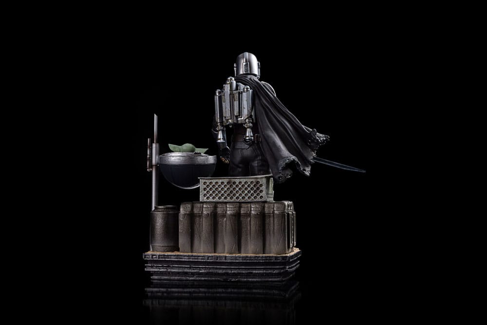 PREORDINE ESAURITO Star Wars The Mandalorian Scale Statue 1/10 Din Djarin and Din Grogu 21 cm