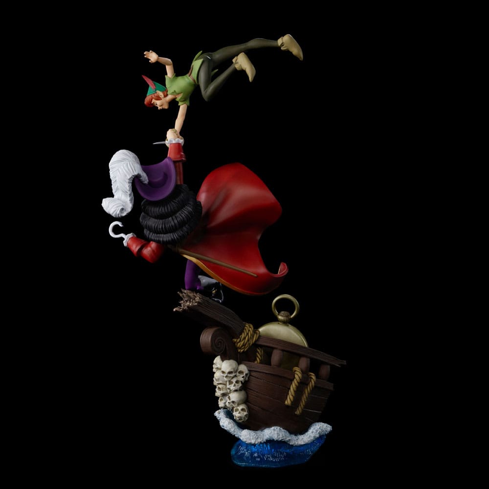 PREORDINE ESAURITO Disney Scale Statue 1/10 Peter Pan vs Hook 40 cm