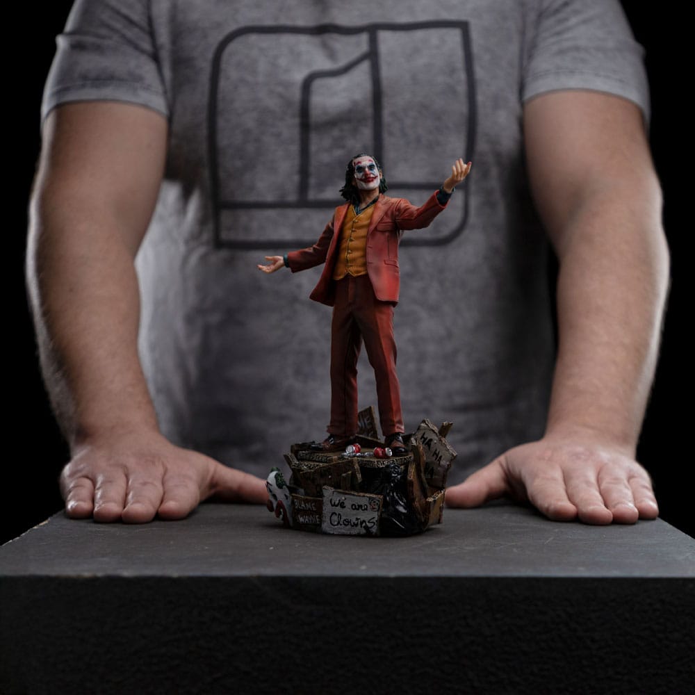 🧪 LAB | SU ORDINAZIONE DC Comics Art Scale Deluxe Statue 1/10 Joker (Arthur Fleck) 19 cm 