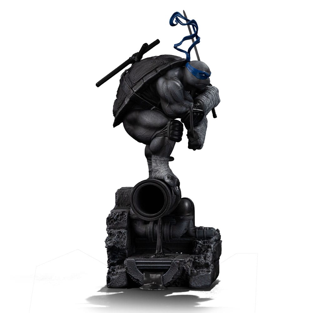 🧪 LAB | SU ORDINAZIONE Teenage Mutant Ninja Turtles Art Scale Statue 1/10 Leonardo Black and White Variant 26 cm heo exclusive