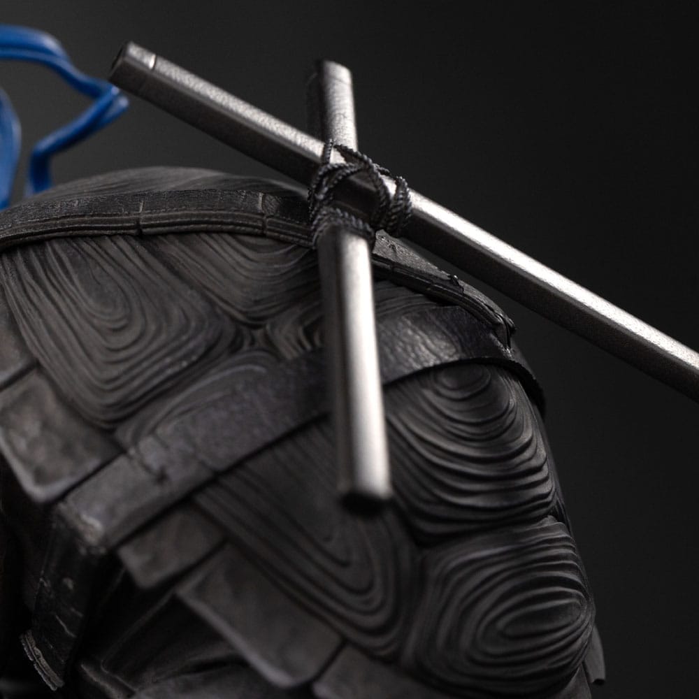 🧪 LAB | SU ORDINAZIONE Teenage Mutant Ninja Turtles Art Scale Statue 1/10 Leonardo Black and White Variant 26 cm heo exclusive