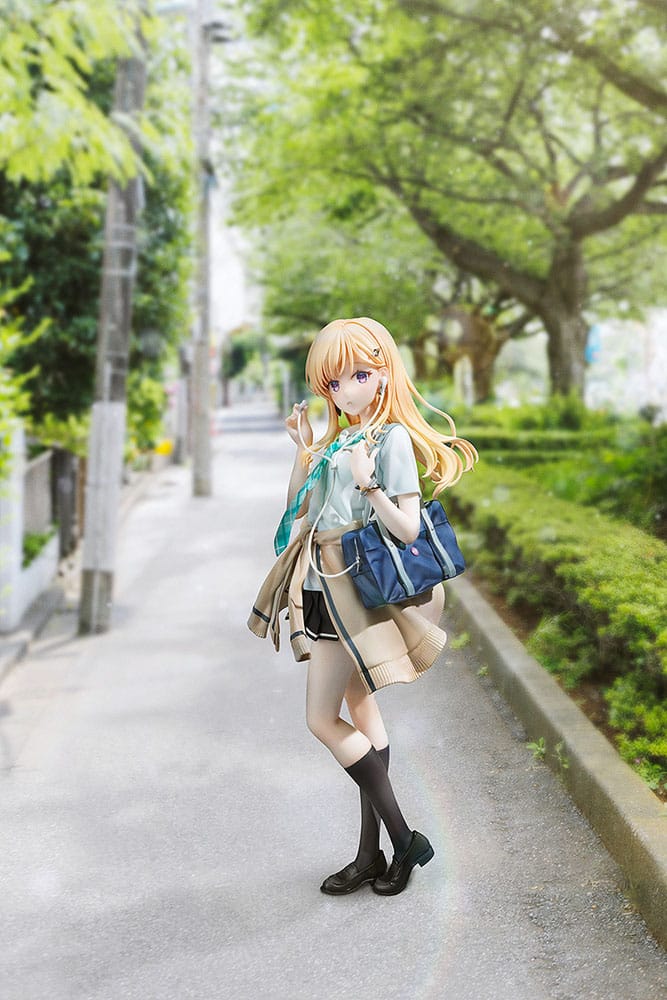 PREORDINE CHIUSO 06/2025 Days with My Step Sister Statue 1/7 Saki Ayase 23 cm (PREORDINE NON CANCELLABILE)
