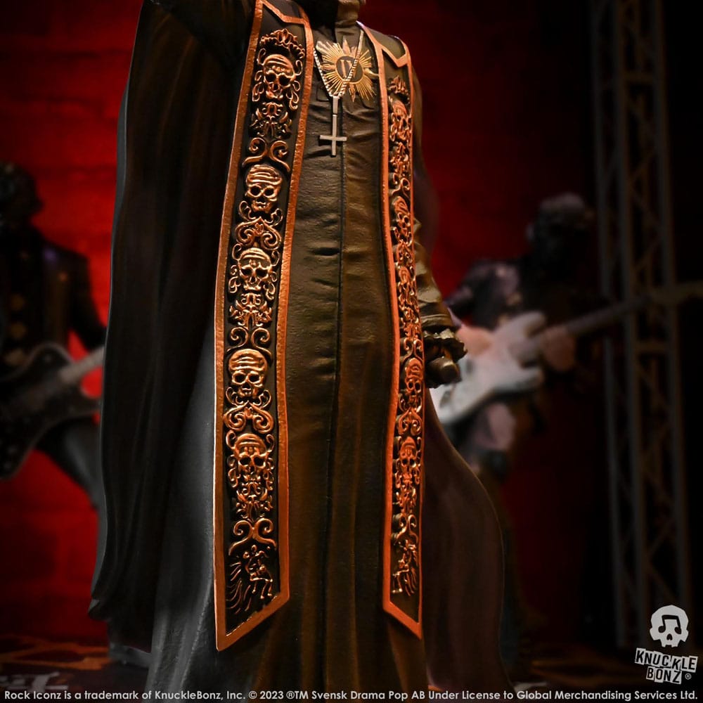 🧪 LAB | SU ORDINAZIONE Ghost Rock Iconz Statue 1/9 Papa Emeritus IV (Black Robes) 22 cm