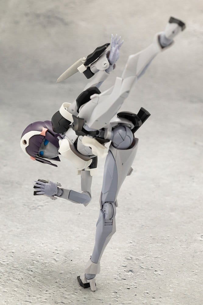 PREORDINE+ 05/2027 Megalomaria Unlimited Universe Plastic Model Kit Novice Reproduction 16 cm