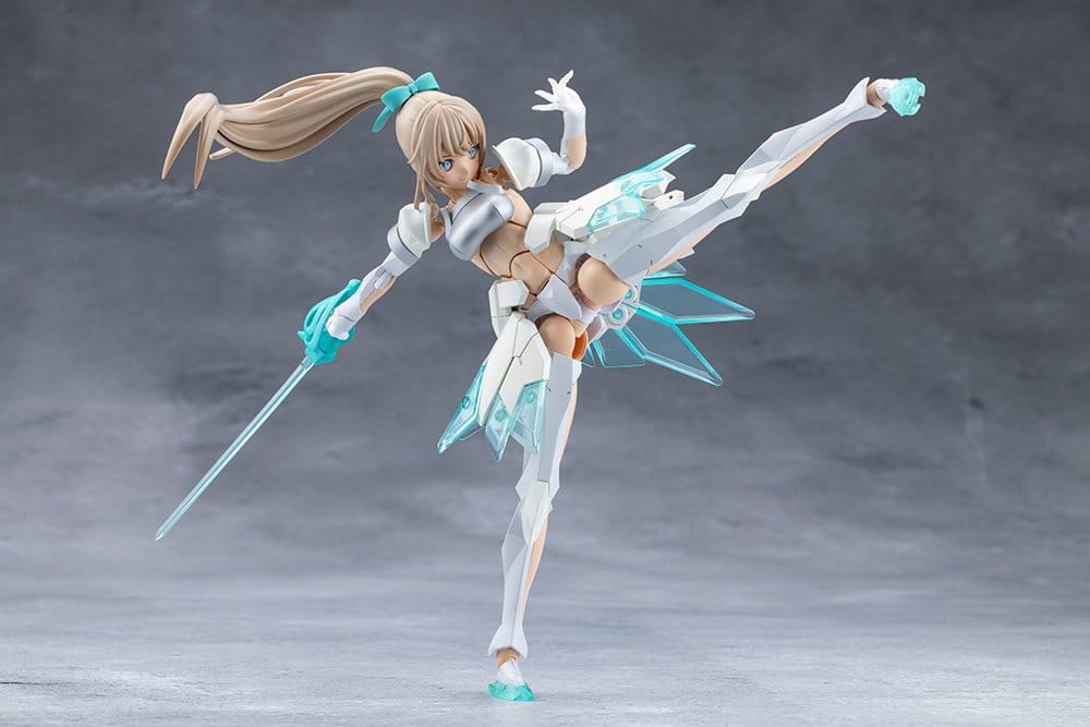 PREORDINE+ 05/2027 Megalomaria Unlimited Universe Plastic Model Emulator #3 16 cm